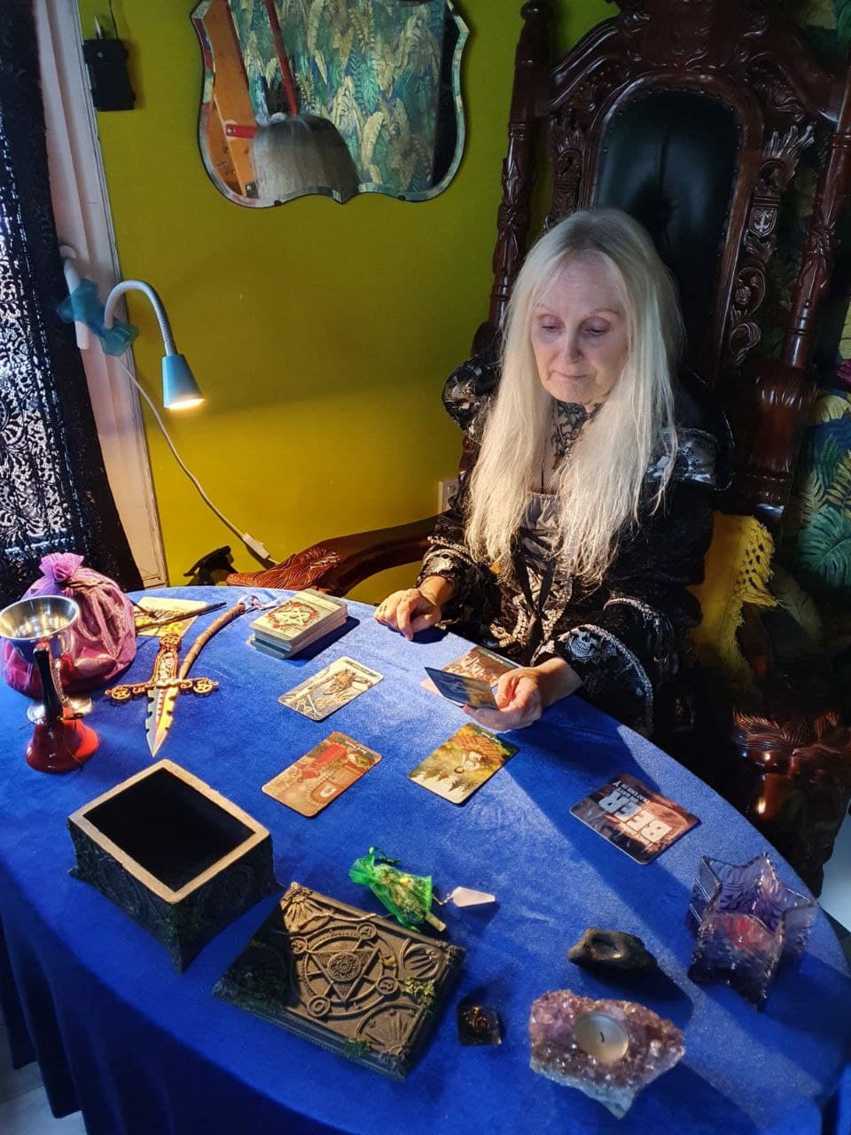 Spellbound tarot reading Fife